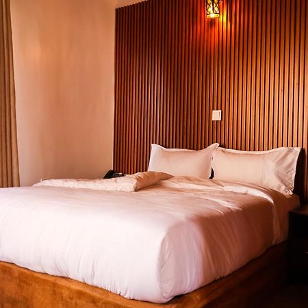 Winter Villa Resort & Spa Limited Embu 外观 照片