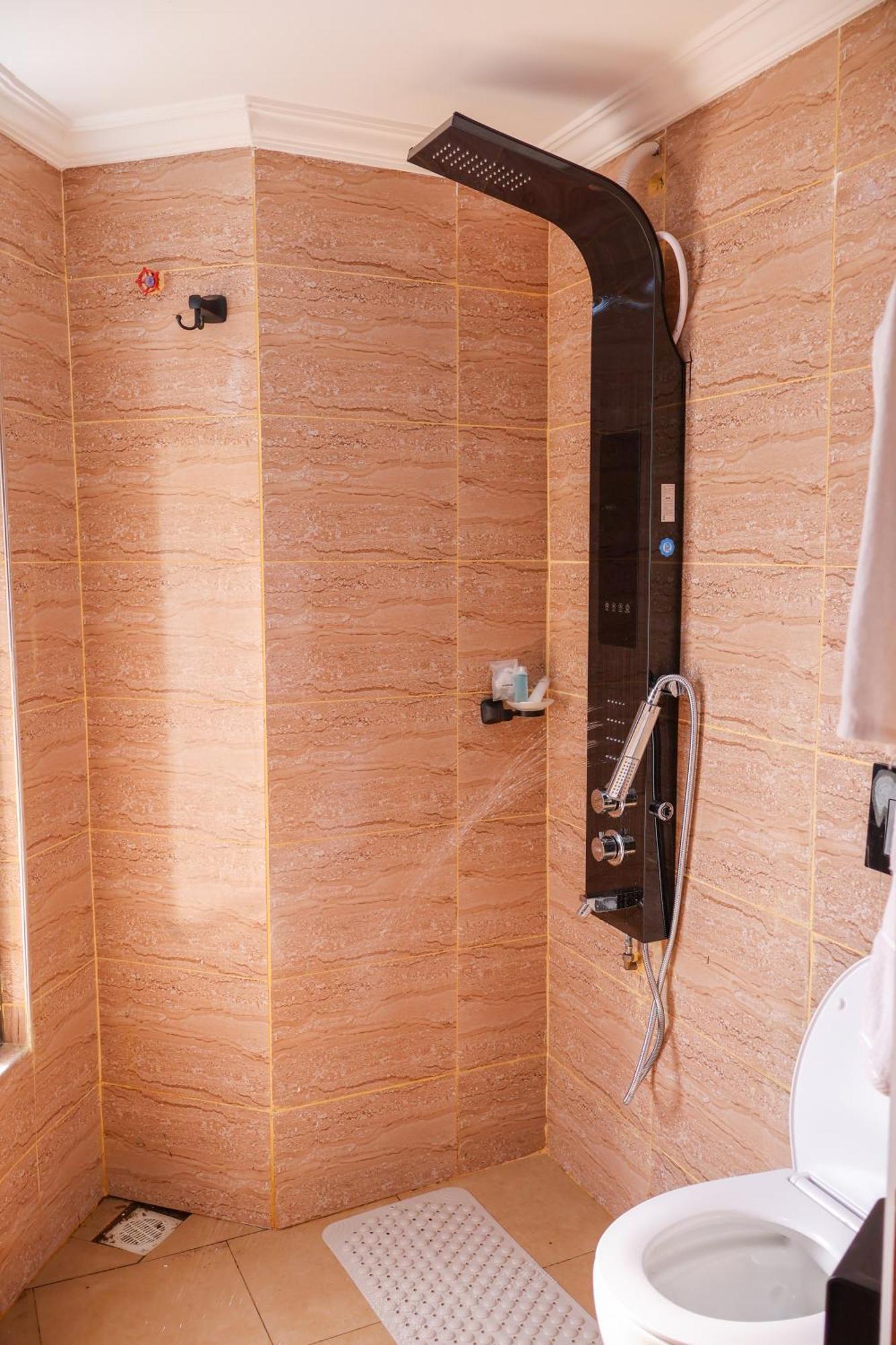 Winter Villa Resort & Spa Limited Embu 外观 照片